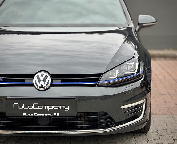 Volkswagen Golf VII 4 of 16