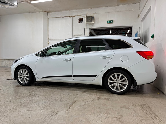 Kia Ceed 5 of 30