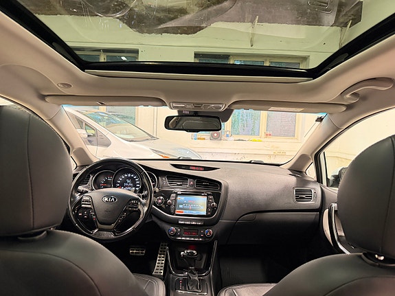 Kia Ceed 17 of 30