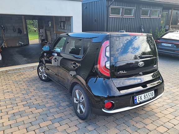 Kia Soul 2 of 15