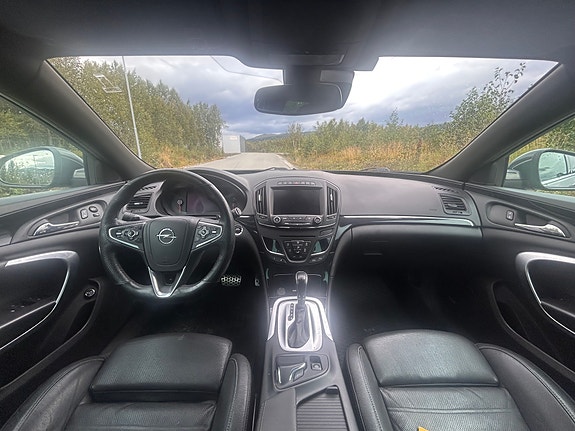 Opel Insignia 16 of 30