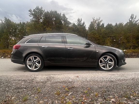 Opel Insignia 7 of 30