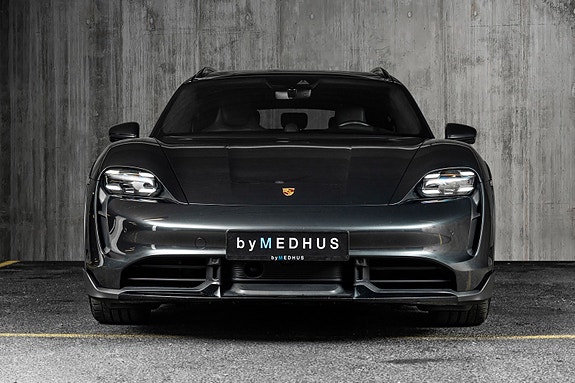 Porsche Taycan Turbo 4 of 30