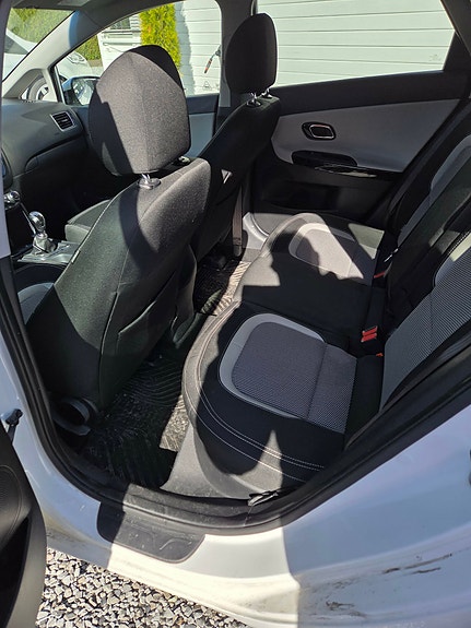 Kia Ceed 8 of 14