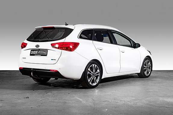 Kia Ceed 2 of 14