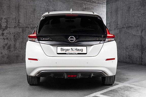 Nissan Leaf 6 of 25