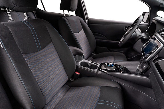 Nissan Leaf 24 of 25
