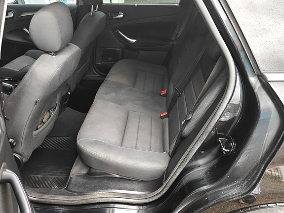 Ford Mondeo 8 of 10