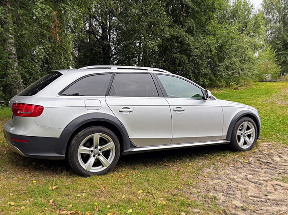 Audi A4 allroad 18 of 30