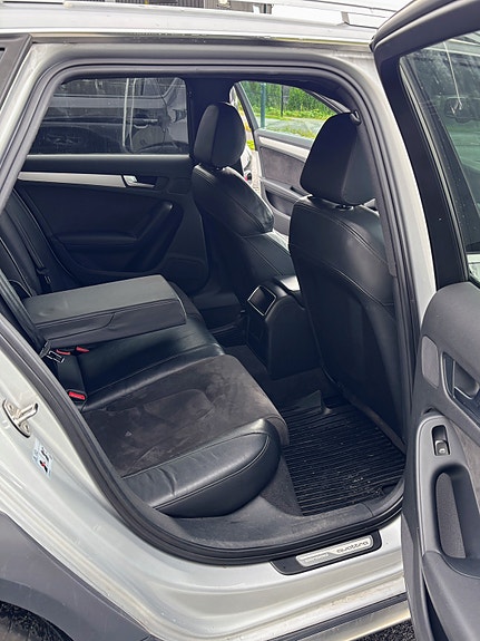 Audi A4 allroad 30 of 30