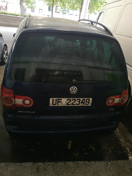 Volkswagen Sharan 2 of 11