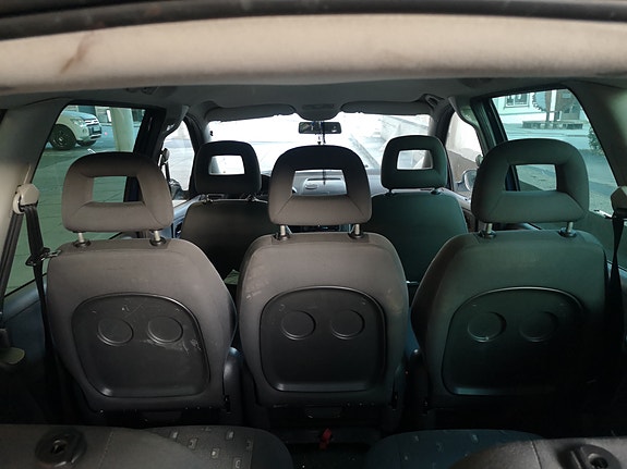 Volkswagen Sharan 9 of 11