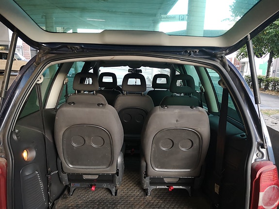 Volkswagen Sharan 8 of 11