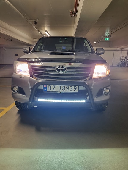 Toyota HiLux 10 of 21