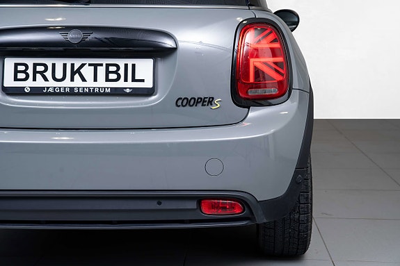 MINI Cooper SE 8 of 25