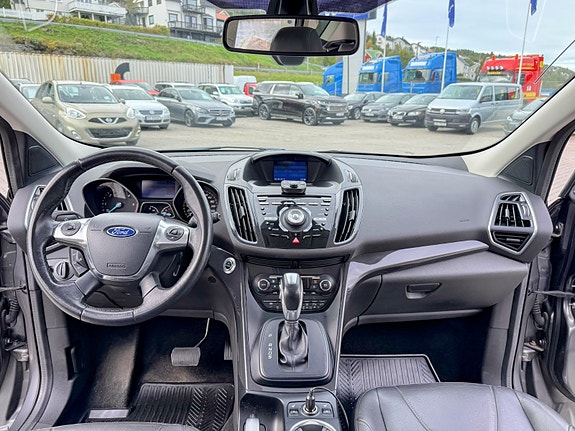 Ford Kuga 6 of 12