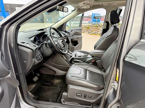 Ford Kuga 5 of 12