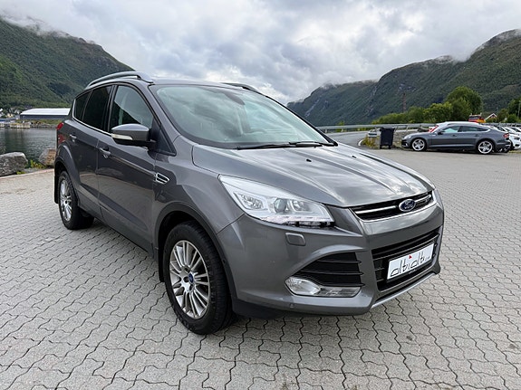 Ford Kuga 2 of 12