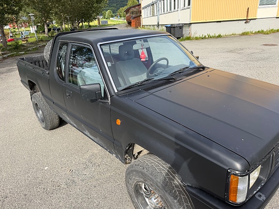 Mitsubishi L200 8 of 9