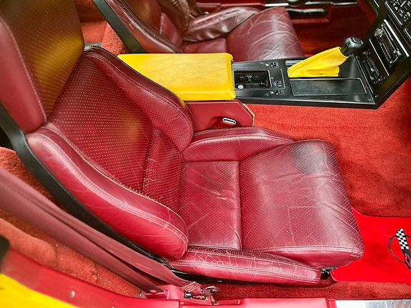 Chevrolet Corvette 22 of 30