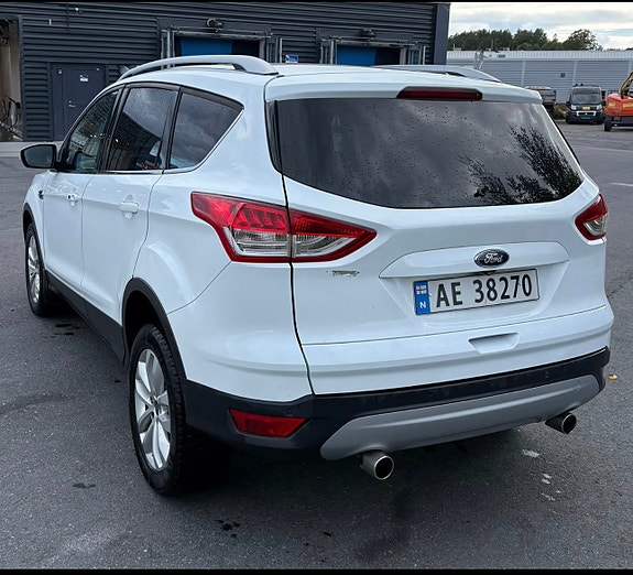 Ford Kuga 3 of 13