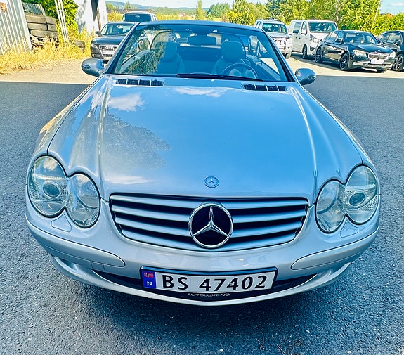 Mercedes-Benz SL500 14 of 15