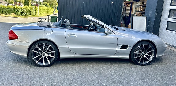 Mercedes-Benz SL500 5 of 15
