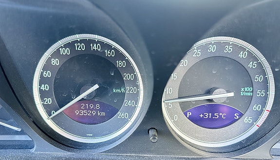 Mercedes-Benz SL500 10 of 15