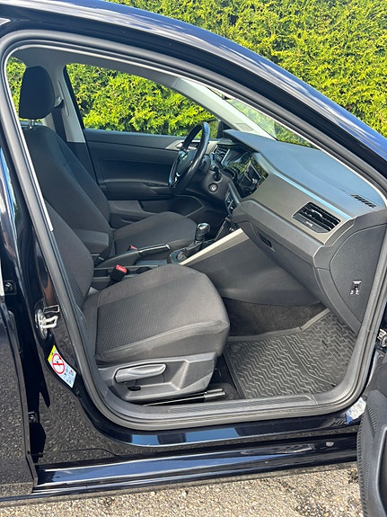 Volkswagen Polo 8 of 20