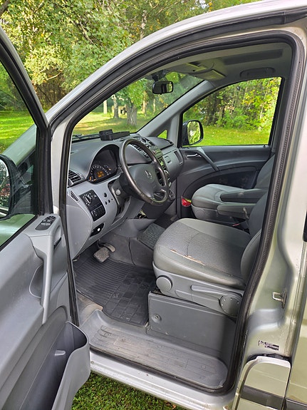 Mercedes-Benz Vito 111 17 of 30