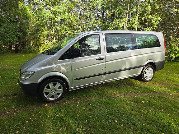 Mercedes-Benz Vito 111 2 of 30