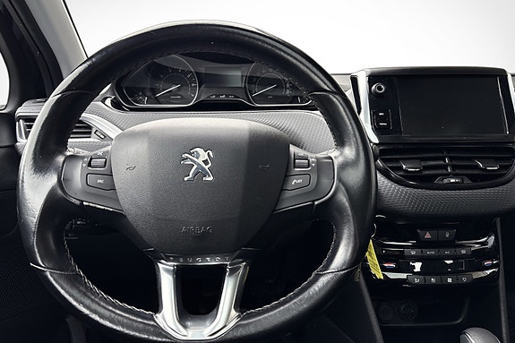 Peugeot 208 14 of 19