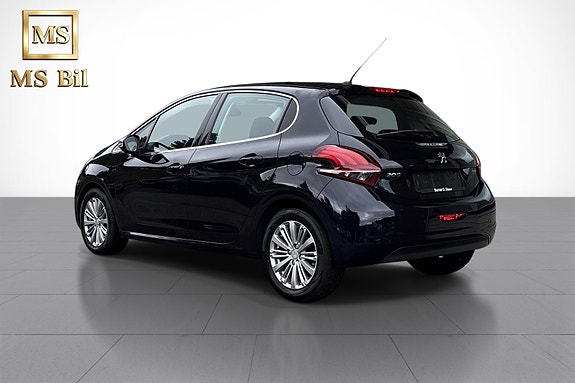 Peugeot 208 5 of 19