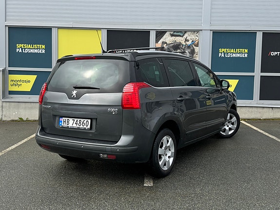 Peugeot 5008 5 of 16