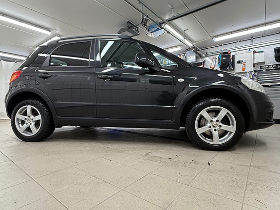 Suzuki SX4 5 of 30