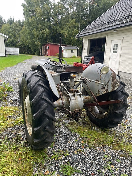 Massey Ferguson Gråtass (Ferguson TEA-20) 4 of 10