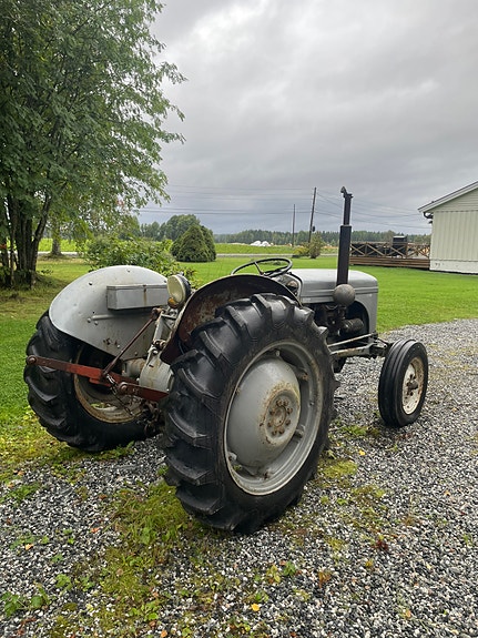 Massey Ferguson Gråtass (Ferguson TEA-20) 5 of 10