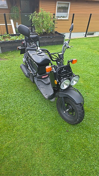 Honda NPS 50 Zoomer 7 of 13