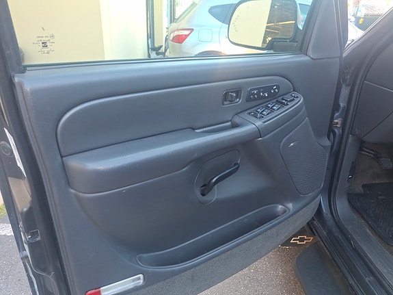 Chevrolet Avalanche 10 of 18