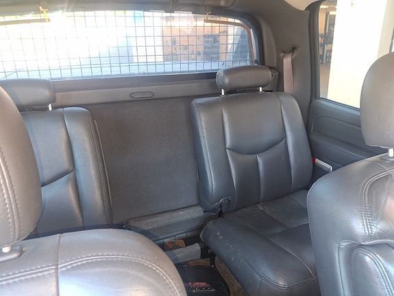 Chevrolet Avalanche 17 of 18