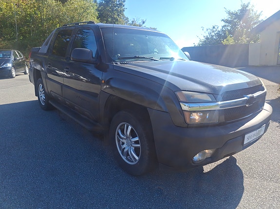Chevrolet Avalanche 3 of 18