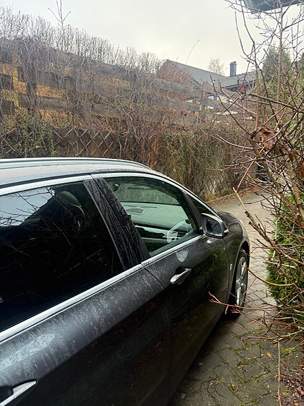 BMW 225xe 7 of 23