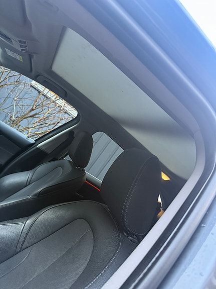BMW 225xe 16 of 23