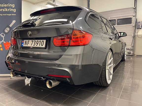BMW 320d 10 of 30