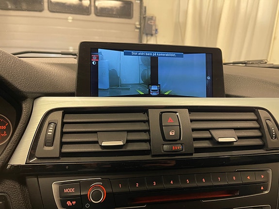 BMW 320d 23 of 30
