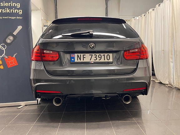 BMW 320d 9 of 30