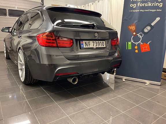 BMW 320d 11 of 30