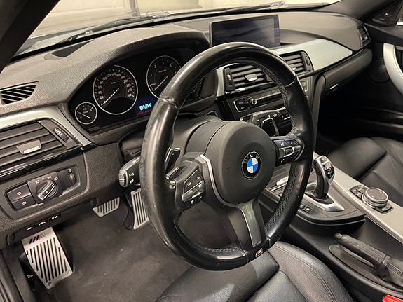 BMW 320d 13 of 30