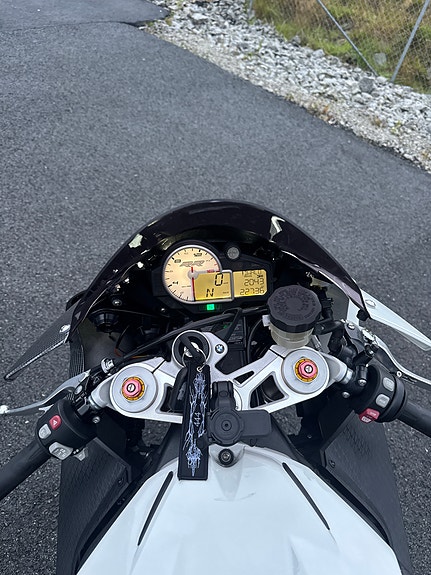 BMW S 1000 RR 11 of 26