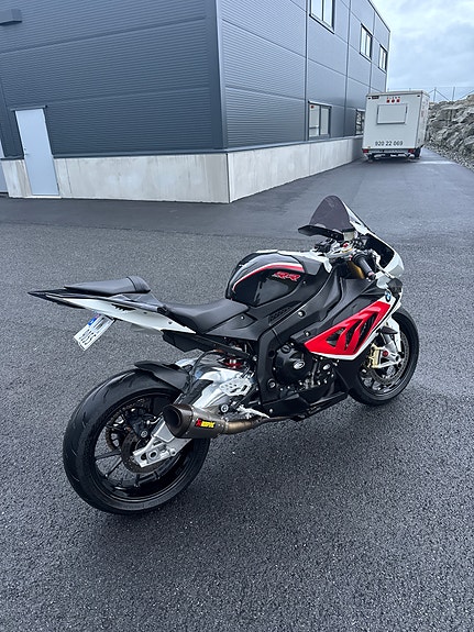 BMW S 1000 RR 12 of 26
